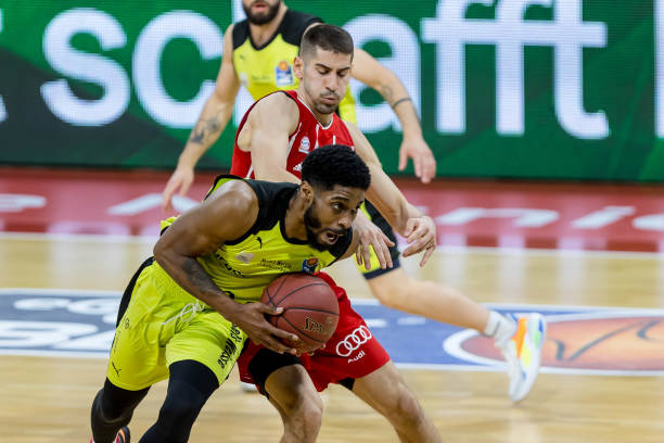 不懈追求突 不懈追求突