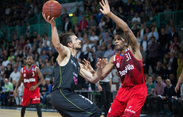 球最多的职 球最多的职